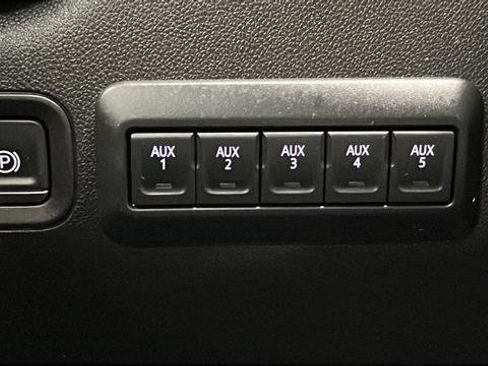 Used 2021 Chevrolet Silverado 1500 W/T w/ WT Value Package image 38