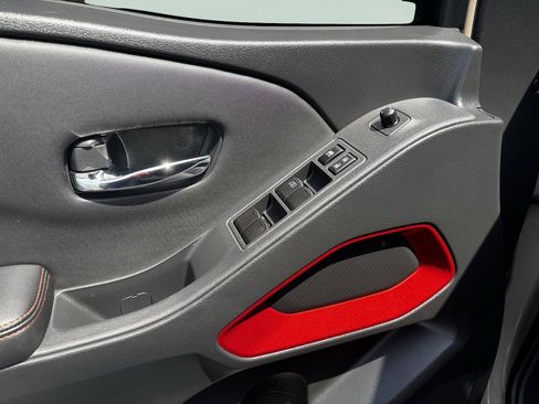 Used 2024 Nissan Frontier PRO-4X w/ Off-Road Protection Package image 11