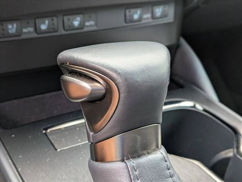 Used 2025 Lexus ES 300h w/ Premium Package FWD image 11