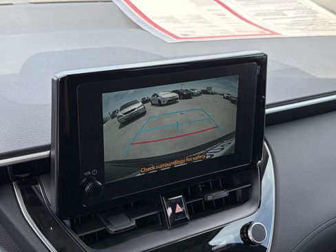 Certified 2026 Toyota Corolla Cross LE FWD image 23
