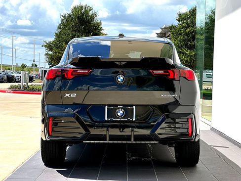 New 2026 BMW X2 xDrive28i w/ Technology Package AWD/4WD image 6