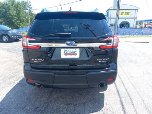 Used 2023 Subaru Ascent Limited AWD/4WD image 2