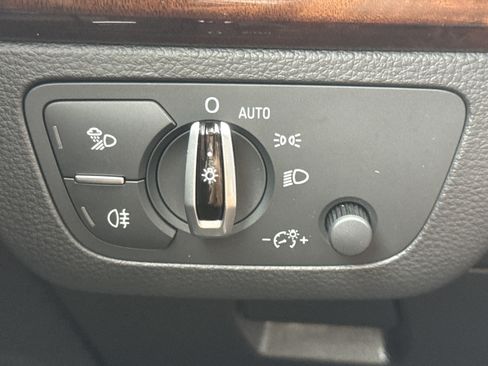 Used 2018 Audi Q5 2.0T Premium Plus w/ Premium Plus Package image 22