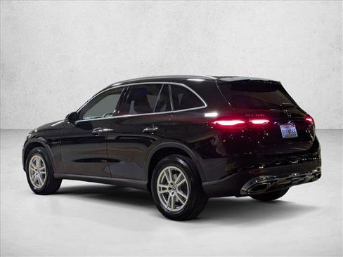 Certified 2025 Mercedes-Benz GLC 300 4MATIC image 7