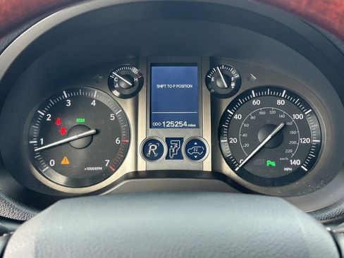 Used 2014 Lexus GX 460 Luxury image 31