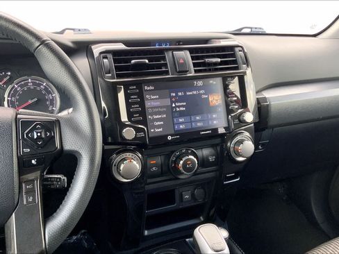 Used 2024 Toyota 4Runner TRD Off-Road AWD/4WD image 15