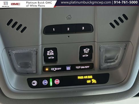 Used 2023 GMC Acadia SLT w/ Elevation Edition image 44