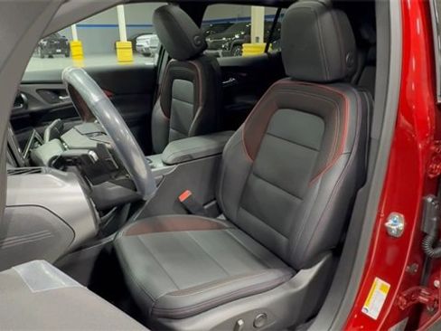 New 2026 Chevrolet Equinox EV RS image 12