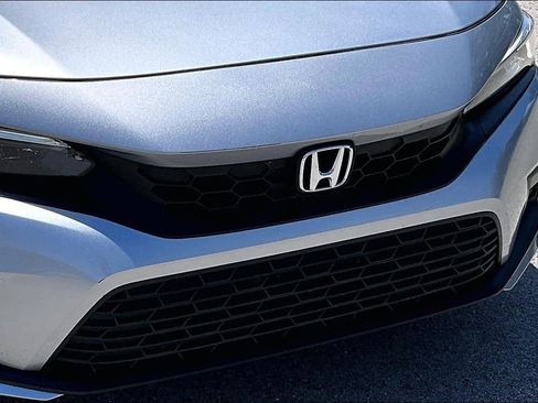 Used 2024 Honda Civic Sport image 29