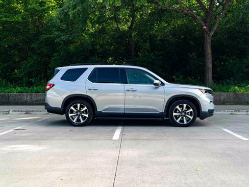 Certified 2024 Honda Pilot Elite image 10