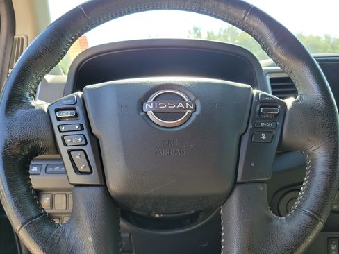 Used 2022 Nissan Frontier SV RWD image 22
