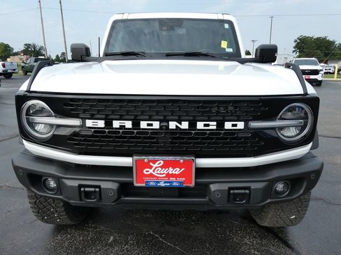 Used 2023 Ford Bronco Wildtrak AWD/4WD image 10