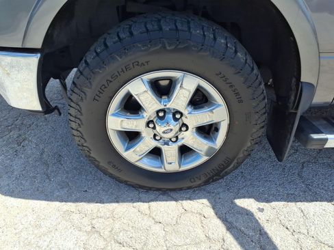 Used 2014 Ford F150 Lariat w/ Lariat Chrome Package AWD/4WD image 12