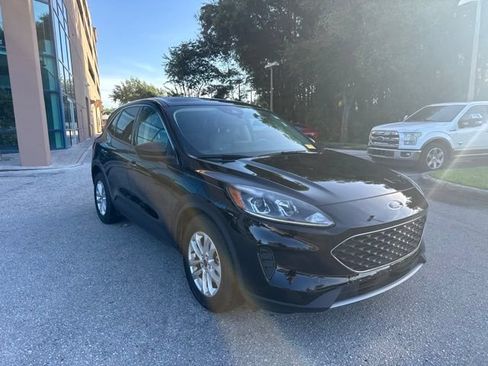 Used 2020 Ford Escape SE FWD image 10