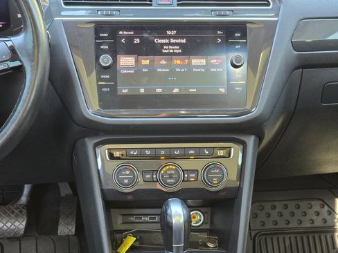 Used 2019 Volkswagen Tiguan SEL Premium AWD/4WD image 20