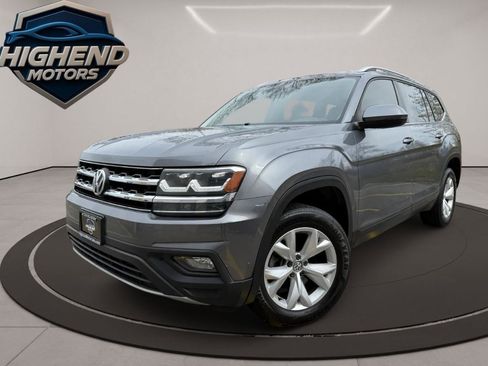 Used 2018 Volkswagen Atlas SE image 2