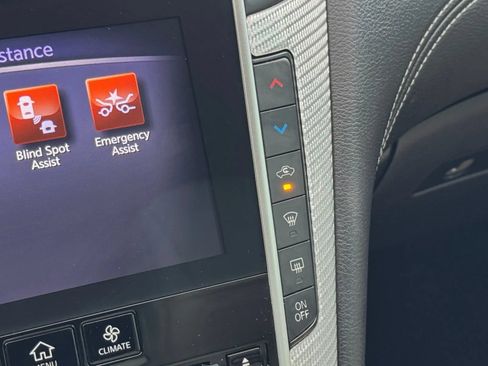Used 2019 INFINITI Q60 Red Sport 400 w/ Proactive Package RWD image 34