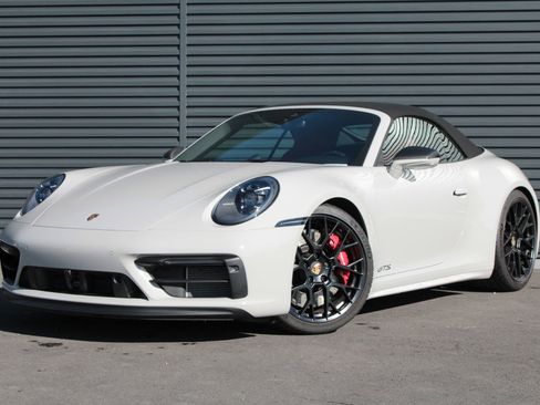 Used 2024 Porsche 911 Carrera GTS image 1