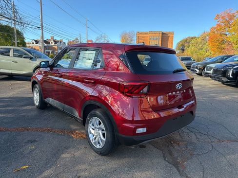 New 2026 Hyundai Venue SE image 5