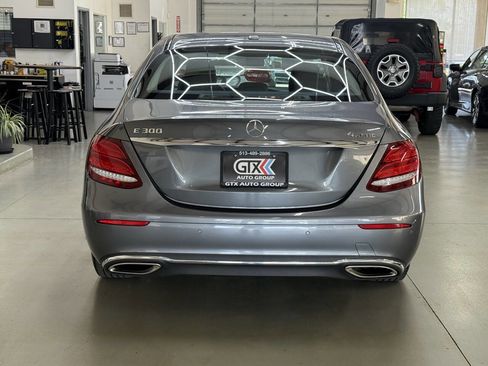 Used 2018 Mercedes-Benz E 300 4MATIC image 3