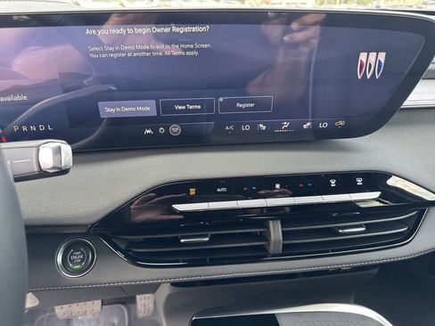 New 2026 Buick Enclave Preferred w/ Power Package image 22