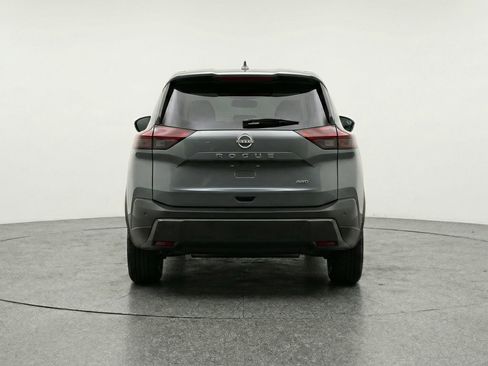 Used 2025 Nissan Rogue SV image 7