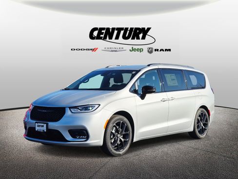 New 2026 Chrysler Pacifica Select w/ S Appearance Package FWD image 8