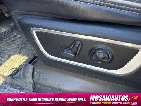 Used 2021 RAM 1500 Laramie w/ Sport Appearance Package AWD/4WD image 9