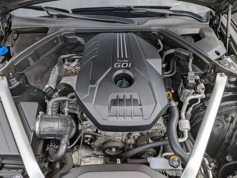 Used 2023 Genesis G70 2.0T RWD image 11