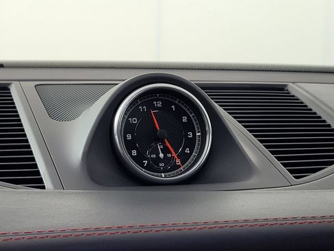 Used 2020 Porsche Macan S image 27