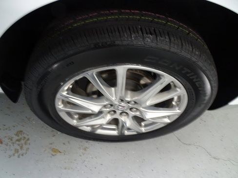 Used 2023 Buick Enclave Essence w/ Experience Buick Package image 29