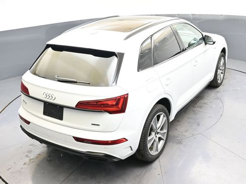 Certified 2025 Audi Q5 2.0T Premium w/ Convenience Plus Package image 40