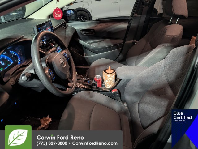 Used 2022 Toyota Corolla LE w/ Carpet Mat Package (TMS) FWD image 10
