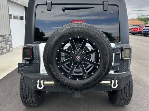 Used 2016 Jeep Wrangler Unlimited Sport w/ Quick Order Package 24S AWD/4WD image 4