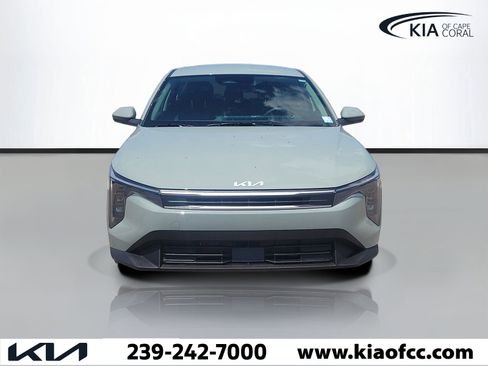 New 2026 Kia K4 FWD image 2