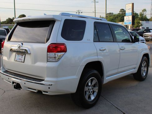 Used 2012 Toyota 4Runner SR5 w/ Convenience Pkg image 5