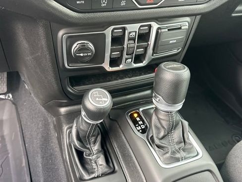 New 2026 Jeep Gladiator Sport image 25