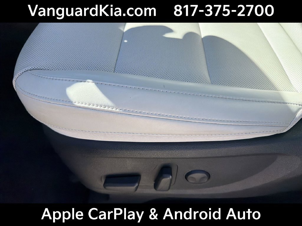 Certified 2025 Kia Telluride S FWD image 16