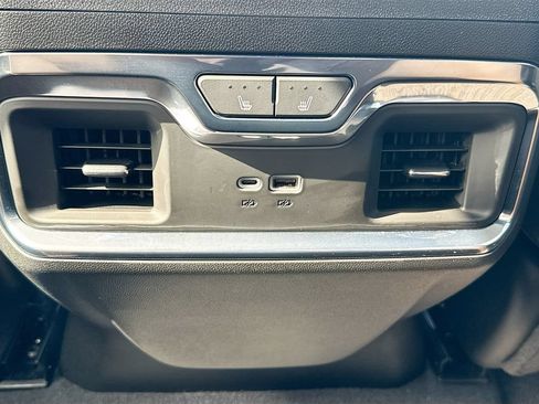 Used 2024 Chevrolet Silverado 1500 High Country RWD image 29