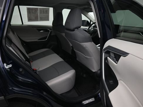 Used 2025 Toyota RAV4 XLE w/ Convenience Package AWD/4WD image 12