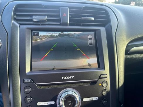 Used 2017 Ford Fusion Titanium AWD/4WD image 26