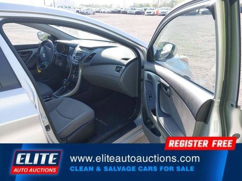 Used 2016 Hyundai Elantra SE FWD image 10