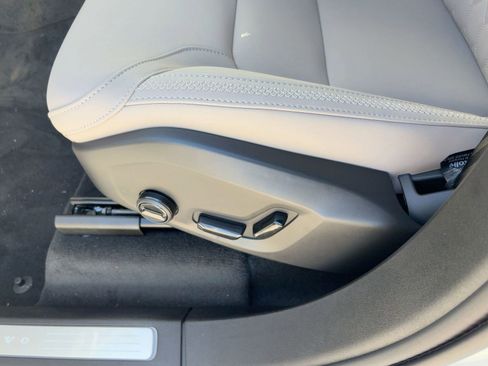 New 2026 Volvo XC90 T8 Plus w/ Protection Package AWD/4WD image 13