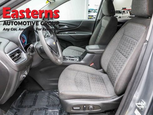 Used 2023 Chevrolet Equinox LT image 14