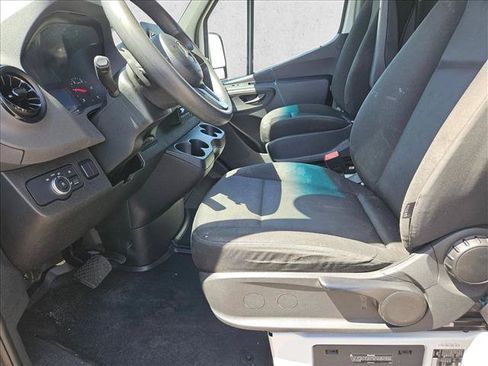 Used 2023 Mercedes-Benz Sprinter 2500 image 10