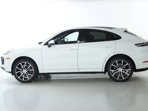 Used 2021 Porsche Cayenne Coupe image 39