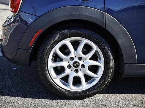 Used 2017 MINI Cooper S image 5