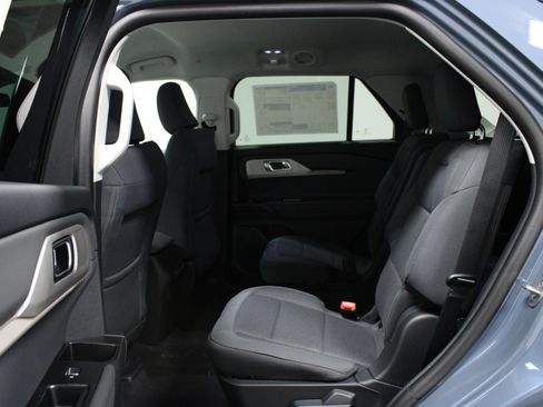 New 2026 Ford Explorer Active image 13