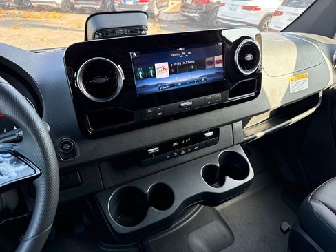 New 2026 Mercedes-Benz Sprinter 2500 image 23