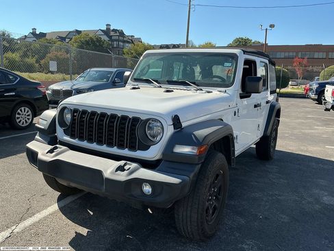 Used 2024 Jeep Wrangler Unlimited Sport AWD/4WD image 4